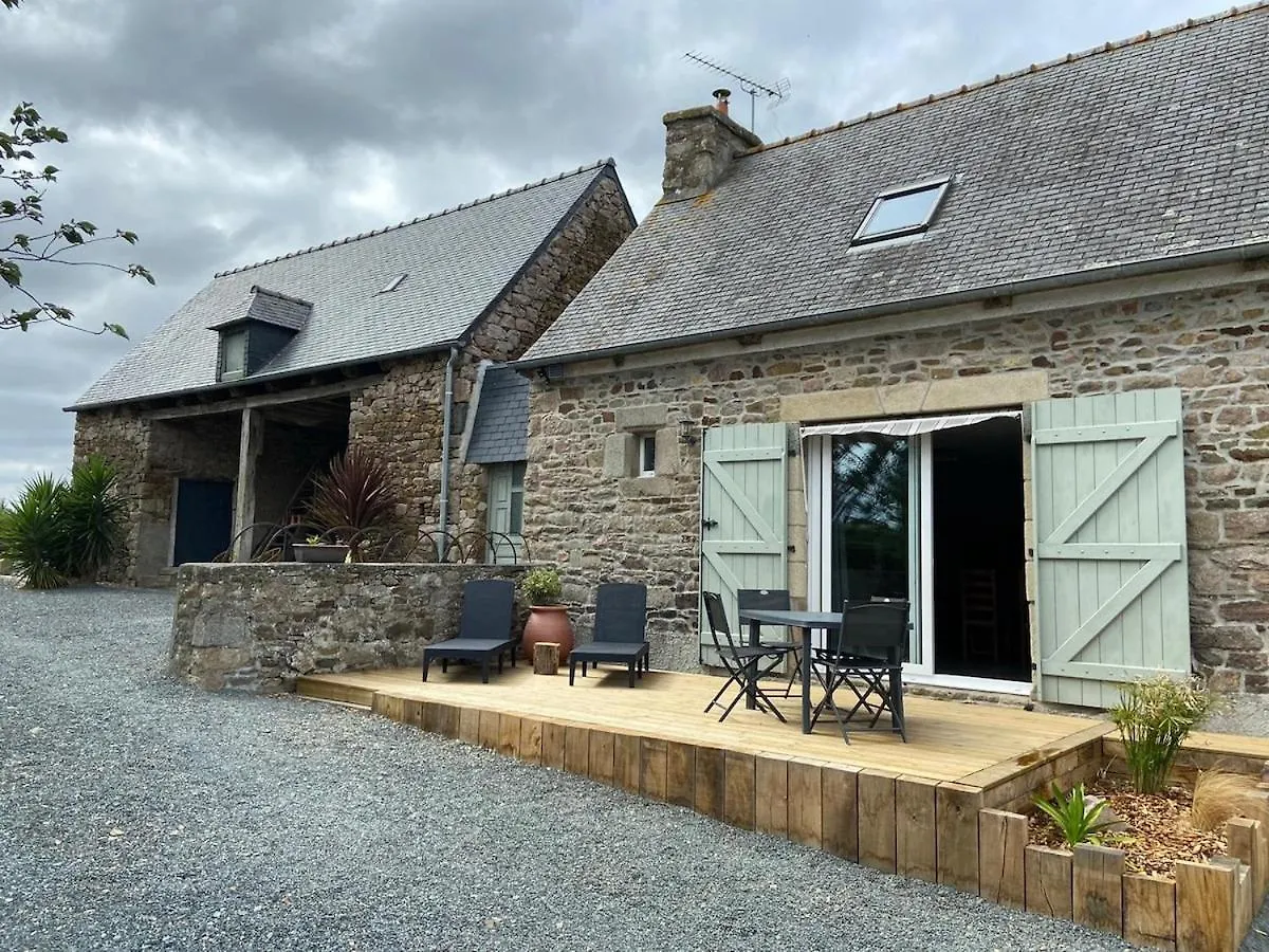 Holiday home Maison Au Calme Ploezal France