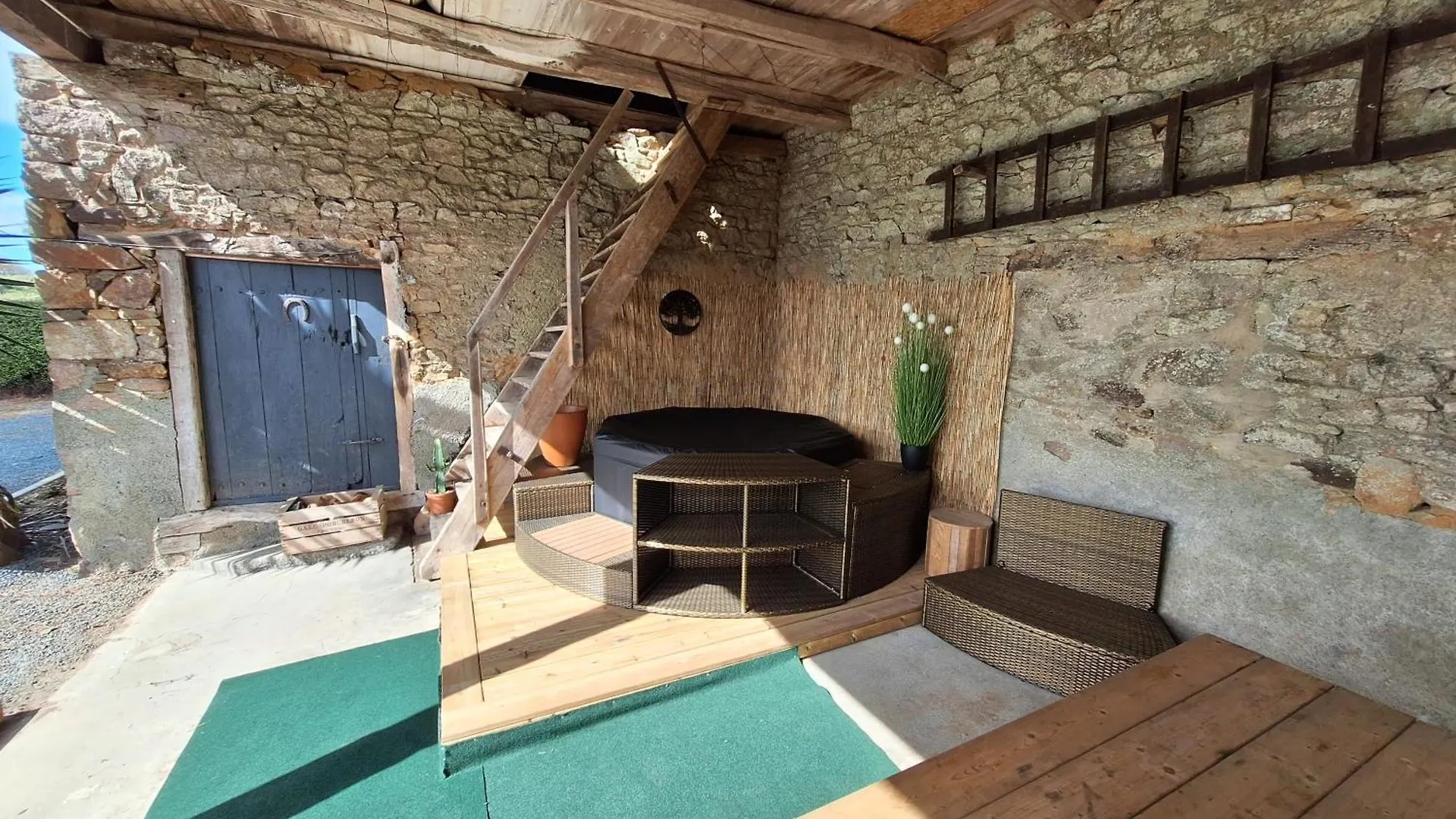 Maison Au Calme Ploezal France