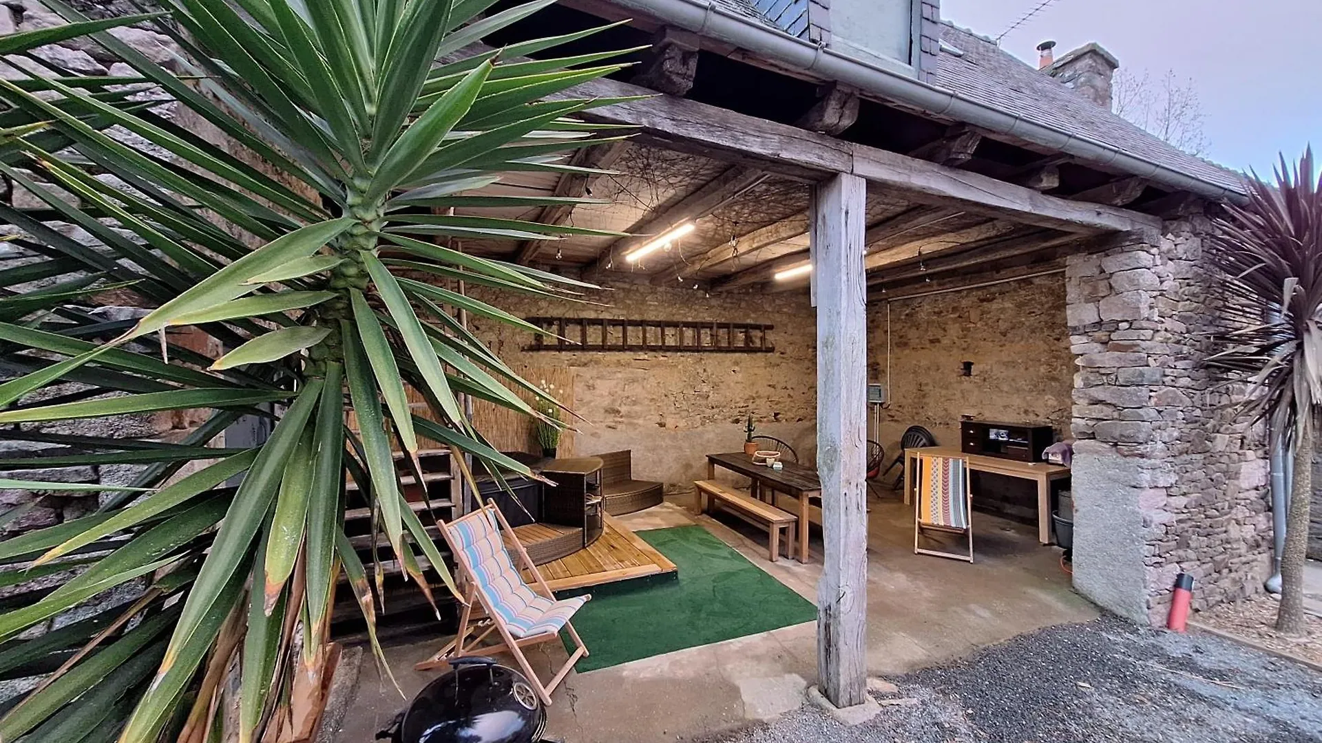 Holiday home Maison Au Calme Ploezal
